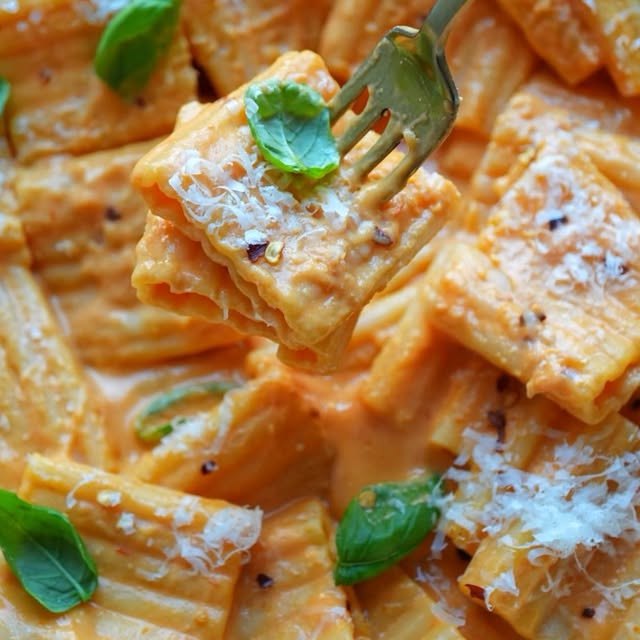Roasted Cherry Tomato, Garlic & Whipped Ricotta Paccheri