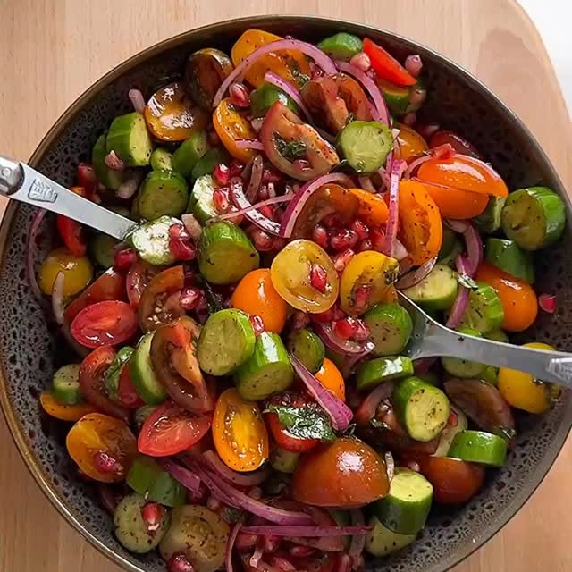 Pomegranate & Mint Medley Salad
