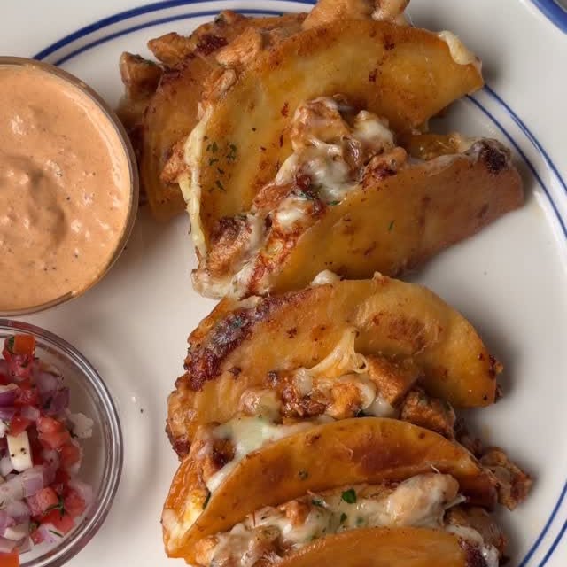 Crispy Chipotle Chicken Tacos Recipe
